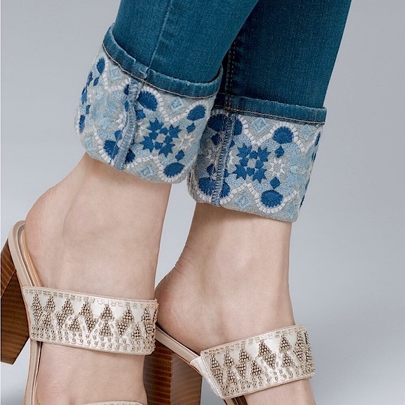 WHBM Embroidered Cuff Skinny Crop - Picture 2 of 16